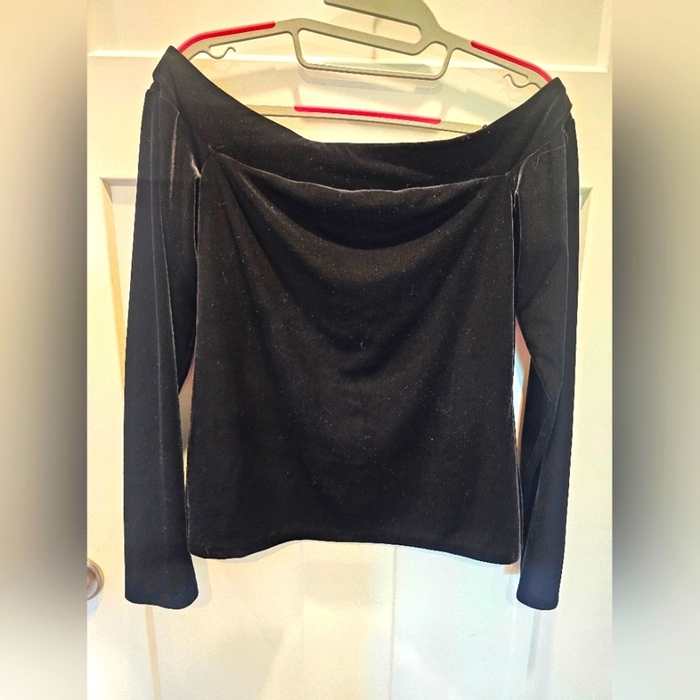 Bailey 44 Black Velvet Off Shoulder Long Sleeve Top Women’s Large Made in USA